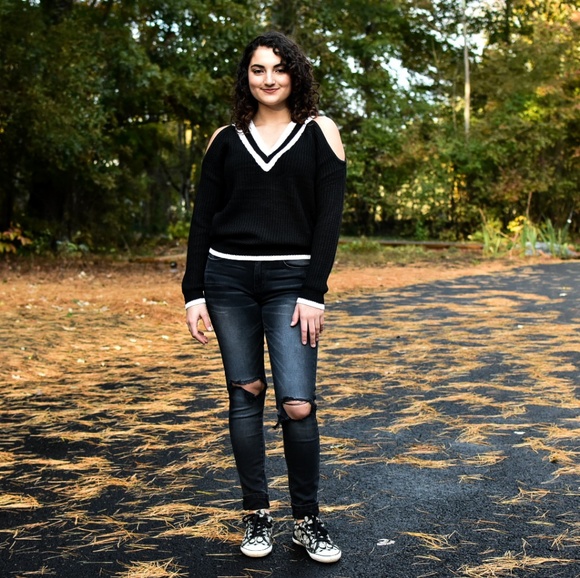 VARSITY VIBES STRIPED V NECK SWEATER (BLACK) - Picture 3 of 8